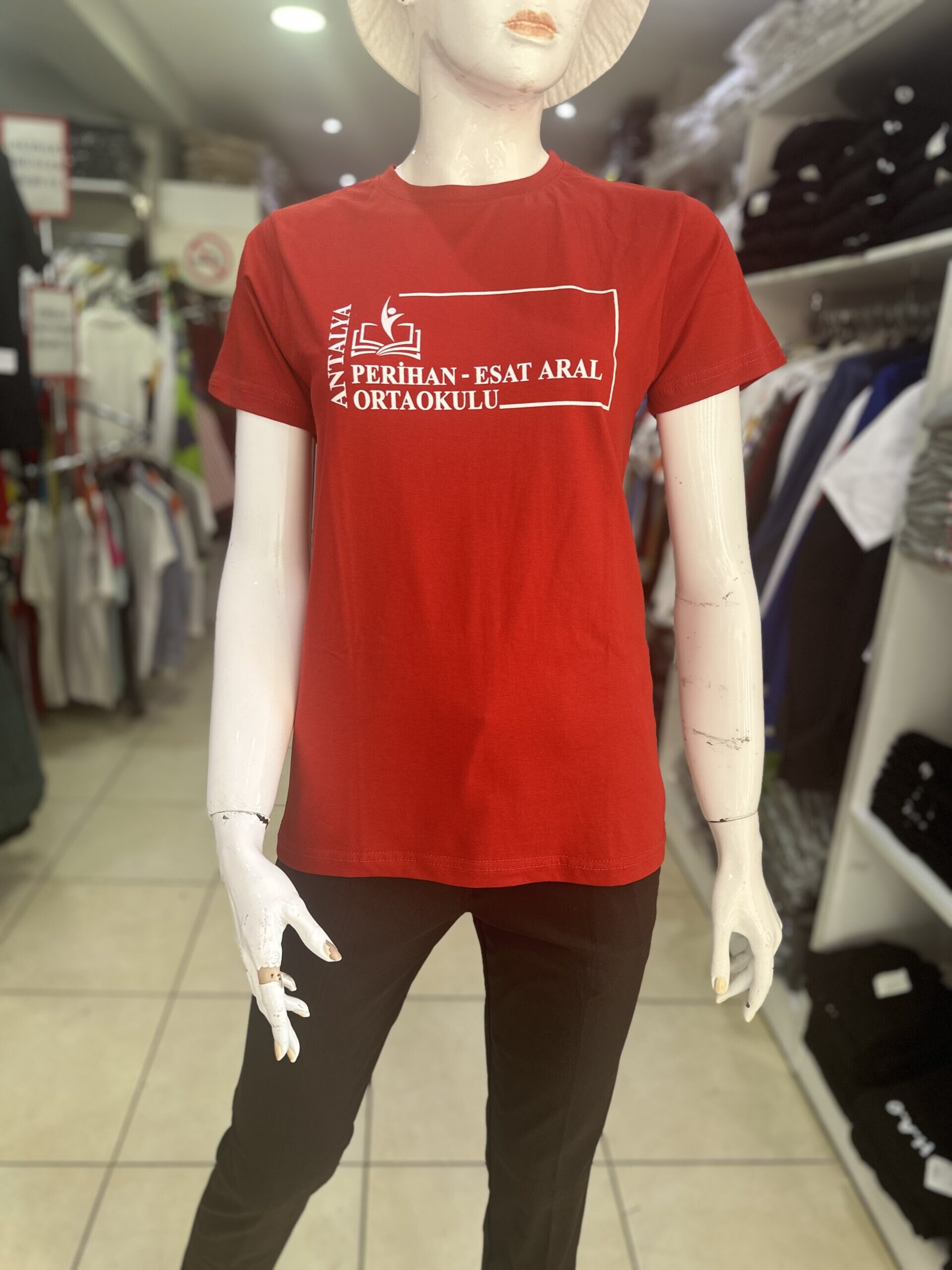 Perihan Esat Aral Ortaokulu okul forması